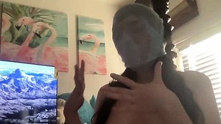 Brunette solo masturbation on webcam