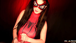 Tifa Quinn - Spider-girl Vs the Shadow