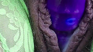 MILF Extreme Close up Fat Pussy G Spot Vibrator Play & Orgasm