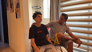 I Take Advantage of the Fact That My Husband Cuckold Is Distracted so That My Stepson Can Fuck Me by the Rich Ass