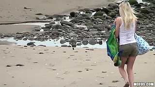 Pervs on Patrol - Jeanie Marie Sulivan Naked on the Beach Why Not Fuck