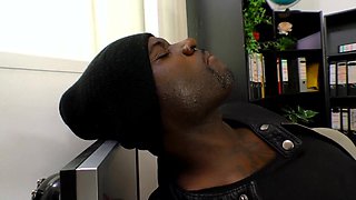 Deep fuckfest in the office