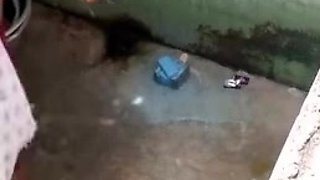 Tamil Aunty Bathing Outdoor