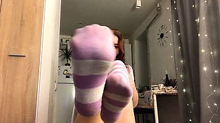 Amateur hottie solo masturbation
