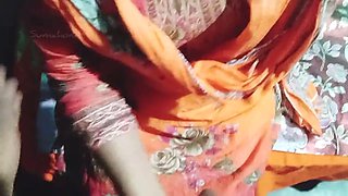 Desi Indian Bhabhi and Servant Sex video