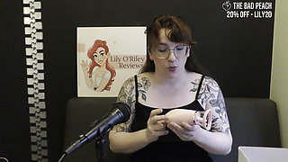 NSFW Review of the Honey Pistil Licking Vibrator From the Bad Peach