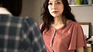 [MJM] Japanese Mother Was Held By Her Step Daughter's