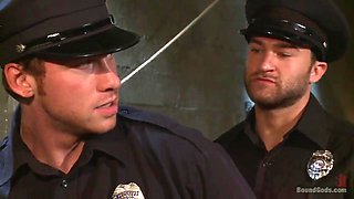Good Cop - Bad Cop