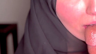 Hijabi Wife Sucks a Black Cock in Secret