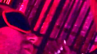 Dominant Milf blindfolds her boyfriend