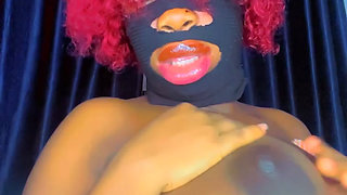 Sexy pregnant lady screaming