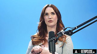 Siri Dahl Curvy Redhead Shaking Clit Rub Casting Solo