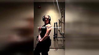 Barely Legal Girl Gets Fingered Hard During TikTok Livestream!