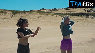 Zoe Hochbaum Bootie, Funbags Gig in Como El Mar