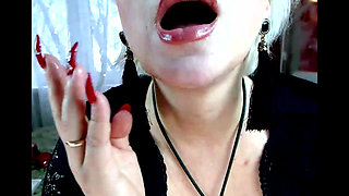 Aimee Hot MILF - A day in the life of a cool mature webcam whore from Moscow .!. ))