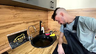 Sex starved housewife cheats on husband with the repairman