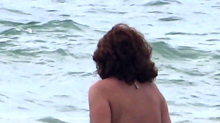 Latina Mature Shows off on the Beach and Has Sex with the Hotel Guard, Big Cumshot on Her Hairy Puss