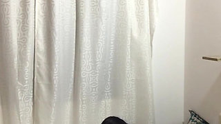 LESBIAN SEX DOING SCISSORS.