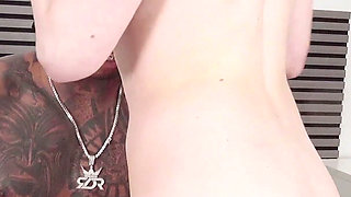 Italian Teen with Perfect Ass and Pussy Gets Fucked by a Good Big Black Cook