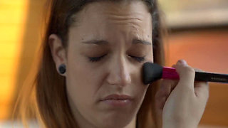 Maquillaje lesbian action with pussy licking