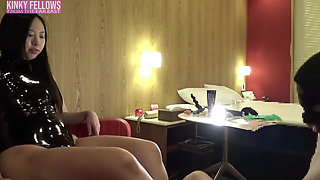 Velvet Bondage Reign: a Curvy Mistress Driving Her M-play Toy to a Final Oral Release