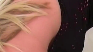 Blonde MILF Wife Amber Lee Sucks a 9 Inch BBC