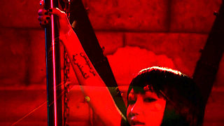 Stunning Asian babe gets anally fucked from her fucker on the table