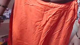 Desi Tamil House Maid in Petticoat Bra Cleaning Tease & Wild Reverse Cowgirl Ride on Owner! Indianhotwifex