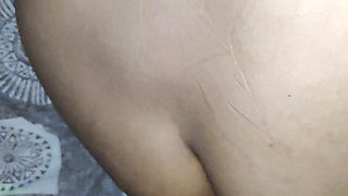 Chut Me Sperm Chu Gaya.. Indian New Sexy Couple Enjoying Honeymoon in Oyo Room on the Ground and Leaving