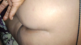 Gave a big land in the sister-in-law's ass