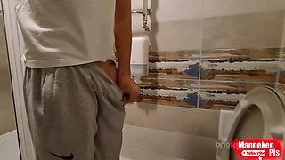Young Boy Long Pissing At Home - Pissvids