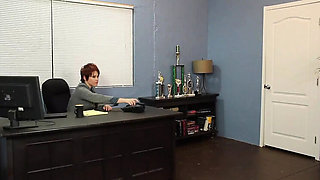 Lesbian Strapon Sex: Lily Cade Fucks Black Beauty Jazzy Jamison Hard