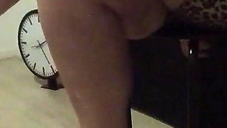 Showing of Shiny Legs in Transparent Highheels