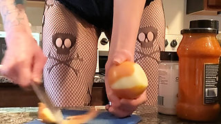 7'3 Peppermint Giantess Makes Stuffed Shells with a Very Naughty Tiny Helper Tied to My Heel