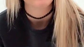 Amateur Webcam Cute Teen Plays Solo with Big Dildo