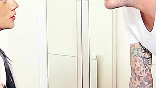 If the broker is not in sight you can have a quick fuck - It can't hurt thinks Jessica Jenkins