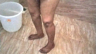 Tamil Aunty Hot Bathing