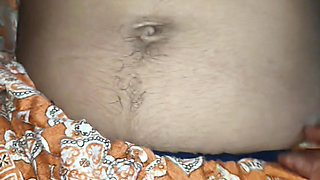 Old buddi aunty ki hot salwars soot me kapra kholi