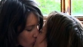 Brunette lesbian milf babes in cunt grinding