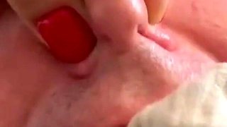 Sharing Apartment 24/7-slave of the Lesbians!