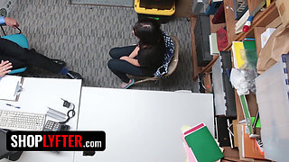 Shoplyfter - Penelope Reed Becomes the New Favorite Crook of Perv Lp Officer to Fuck in the Backroom