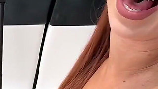 Leopard Print Redhead Got Creampied in the Front Seat
