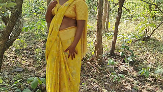 Sister in Law Put Banana Into Her Ass in the Forest, Telugu Anty Fucking