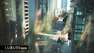 Tempting GF at brunette action