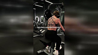 TikTok Teen's Pussy Slip-Up: Accidental Virgin Exposure!