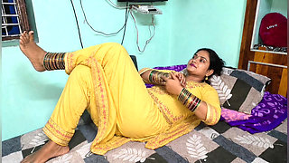 Pakisthani Newly Married Wife indoor bed Cozy viral Video Hindi