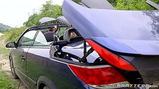 Ava Austen: Al Fresco Blowjob & Toy Play