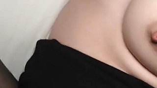 Cheating Asian MILF Fucks Her Bestie's Boyfriend and Got Creampie Orgasm During the Call