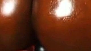 Oiled Fat Ass Twerk