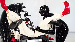 Tales From the Rubber-clinic: Pussy Treatment for Lizanne